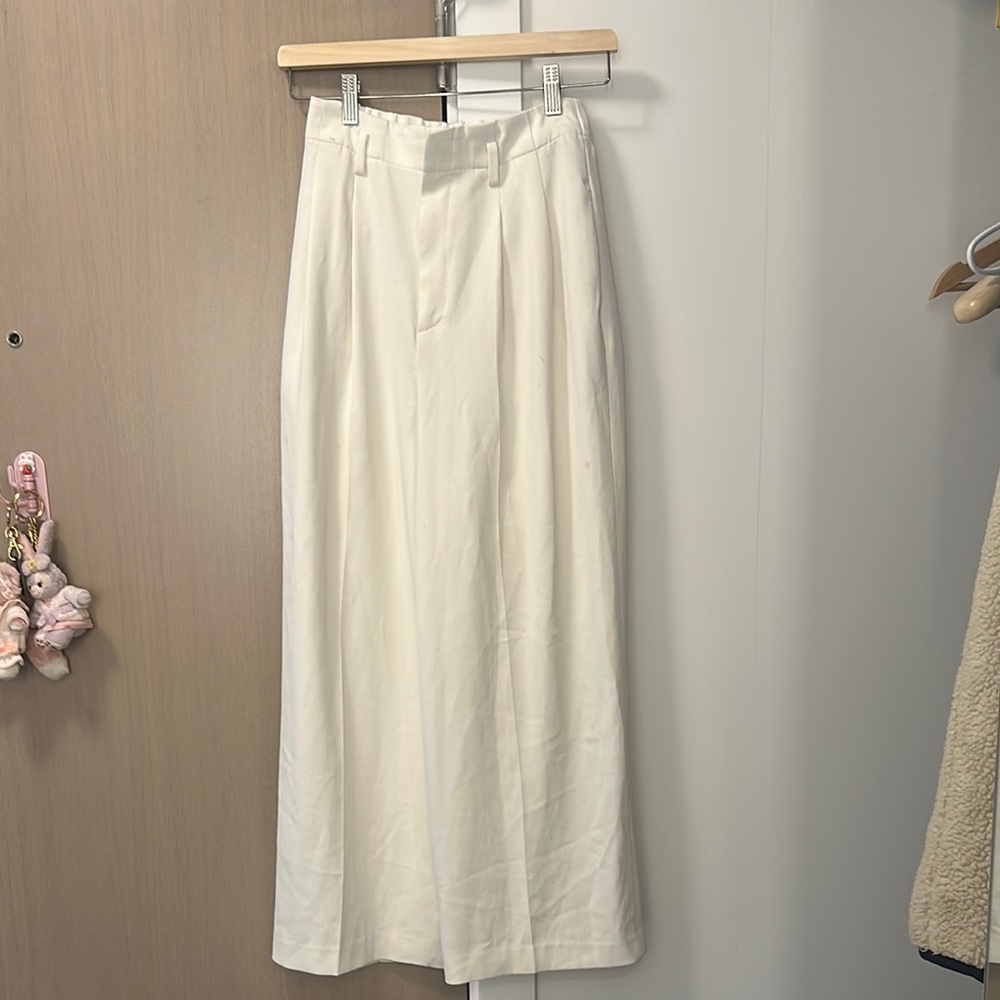 Uniqlo Women's Wide Leg Pants - Cream